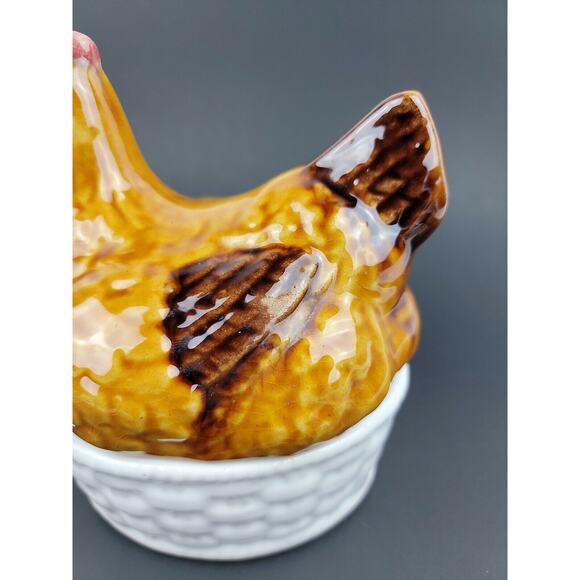 Vintage Hen Chicken Sitting on Woven White Basket Ceramic Container Portugal - Picture 5 of 12